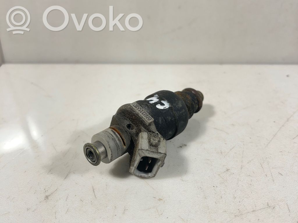 Audi A6 S6 C4 4A Inyector de combustible 
