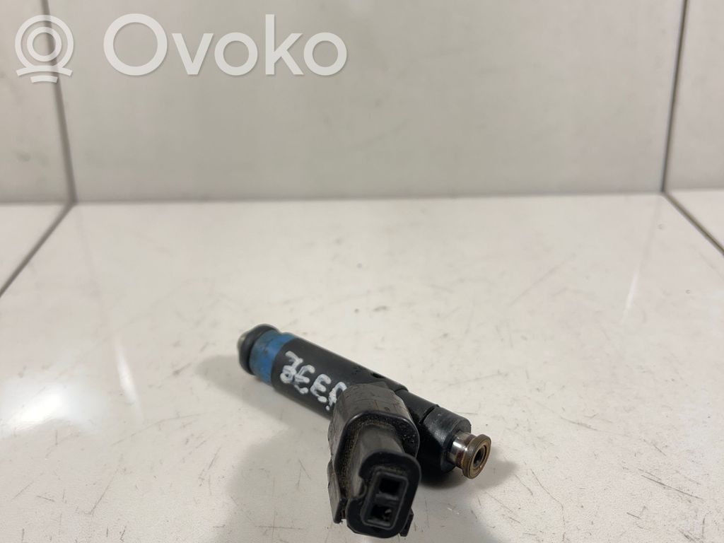 Jeep Grand Cherokee (WJ) Fuel injector 