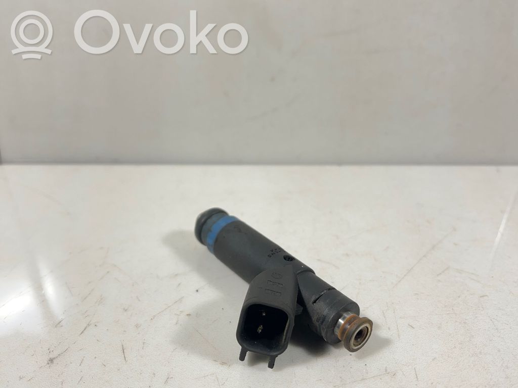 Jeep Grand Cherokee (WJ) Fuel injector 