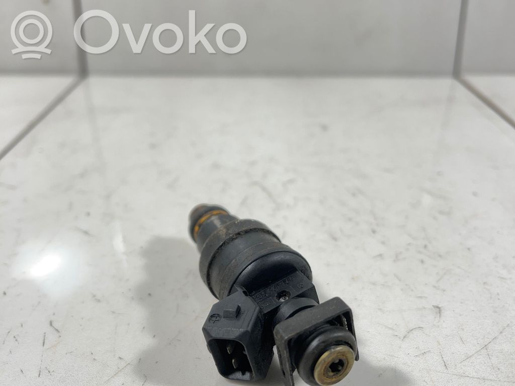 Audi 100 S4 C4 Inyector de combustible 