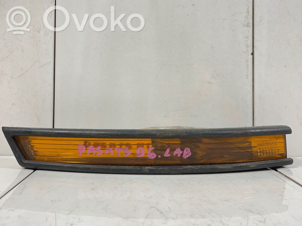 Volkswagen PASSAT B6 Kierunkowskaz przedni 