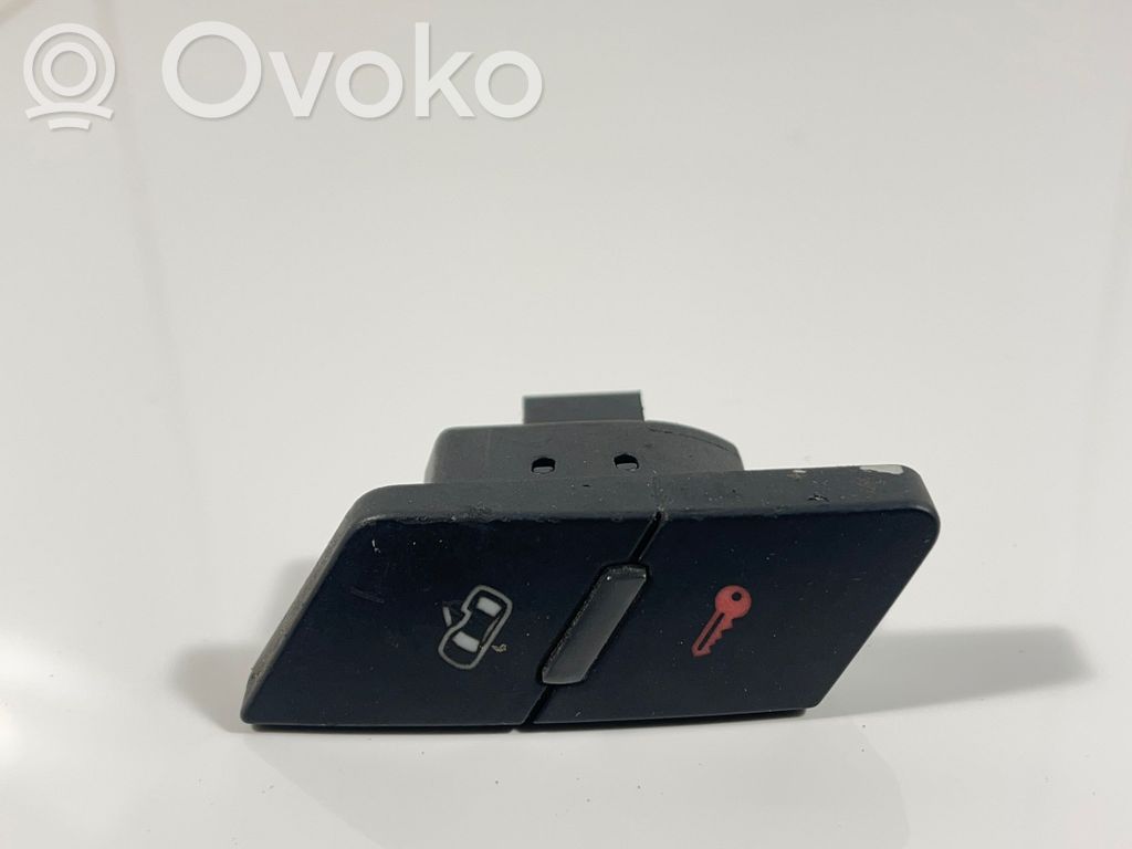 Audi A6 Allroad C6 Central locking switch button 