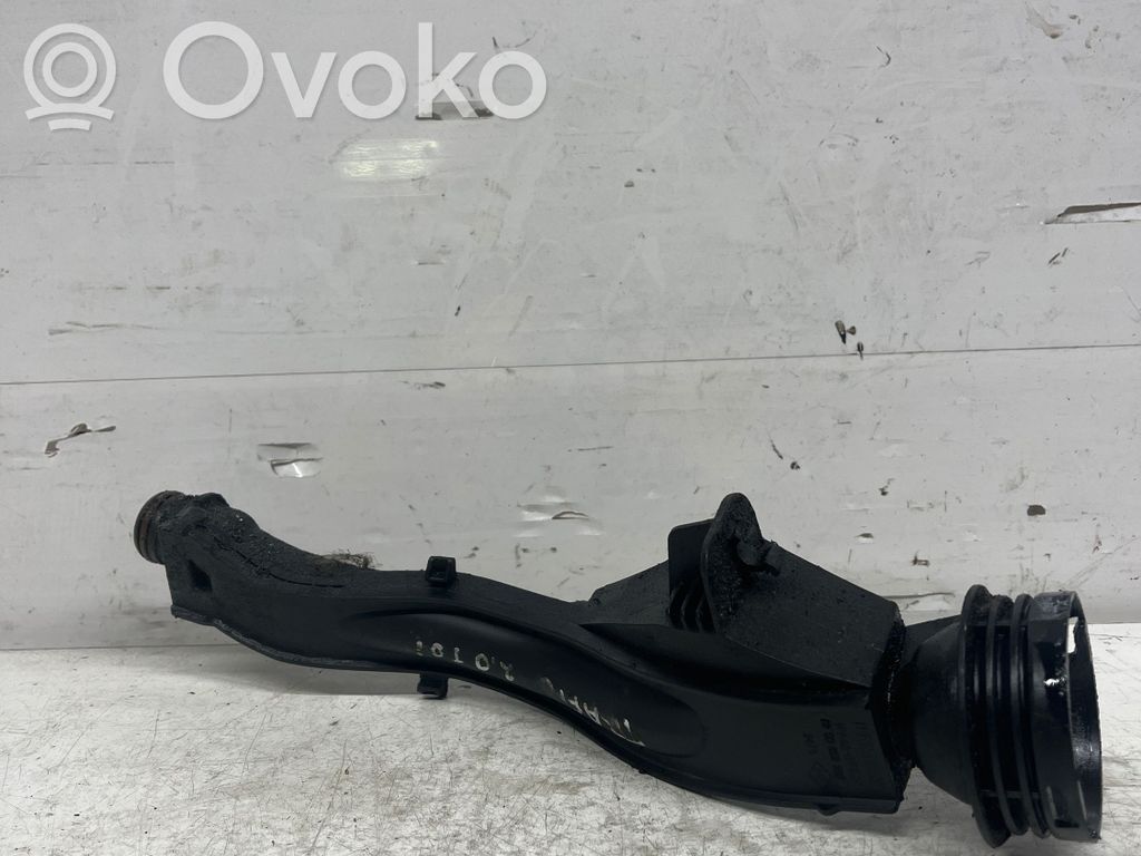Renault Trafic II (X83) Oil fill pipe 