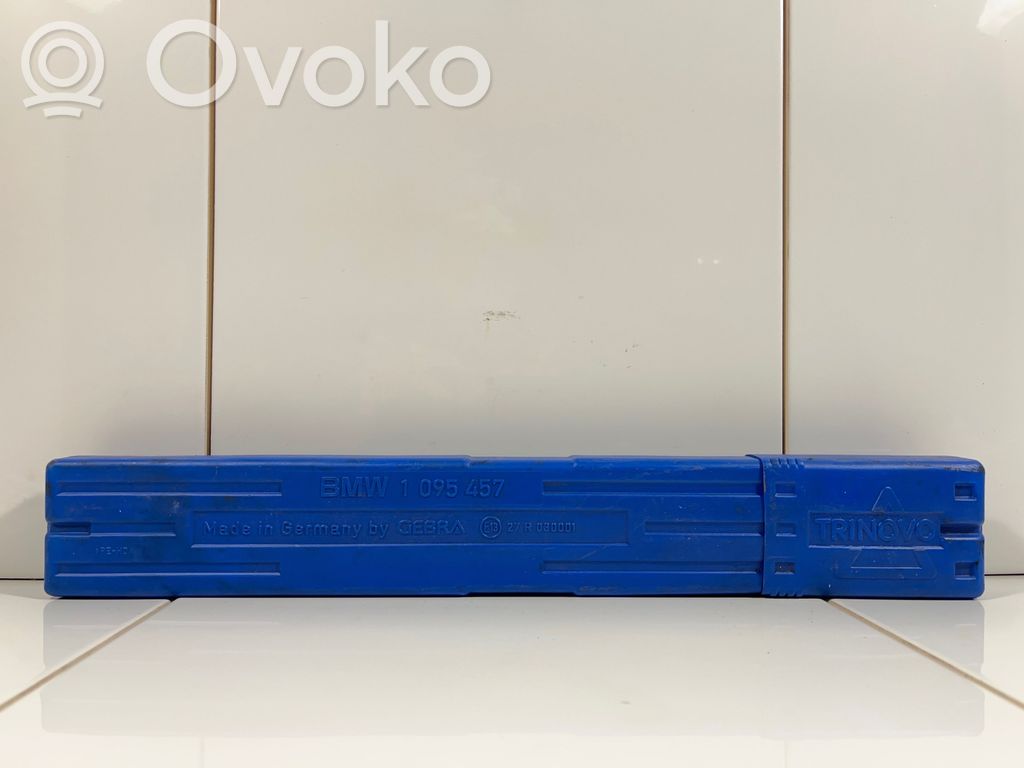Avārijas zīme   1095457