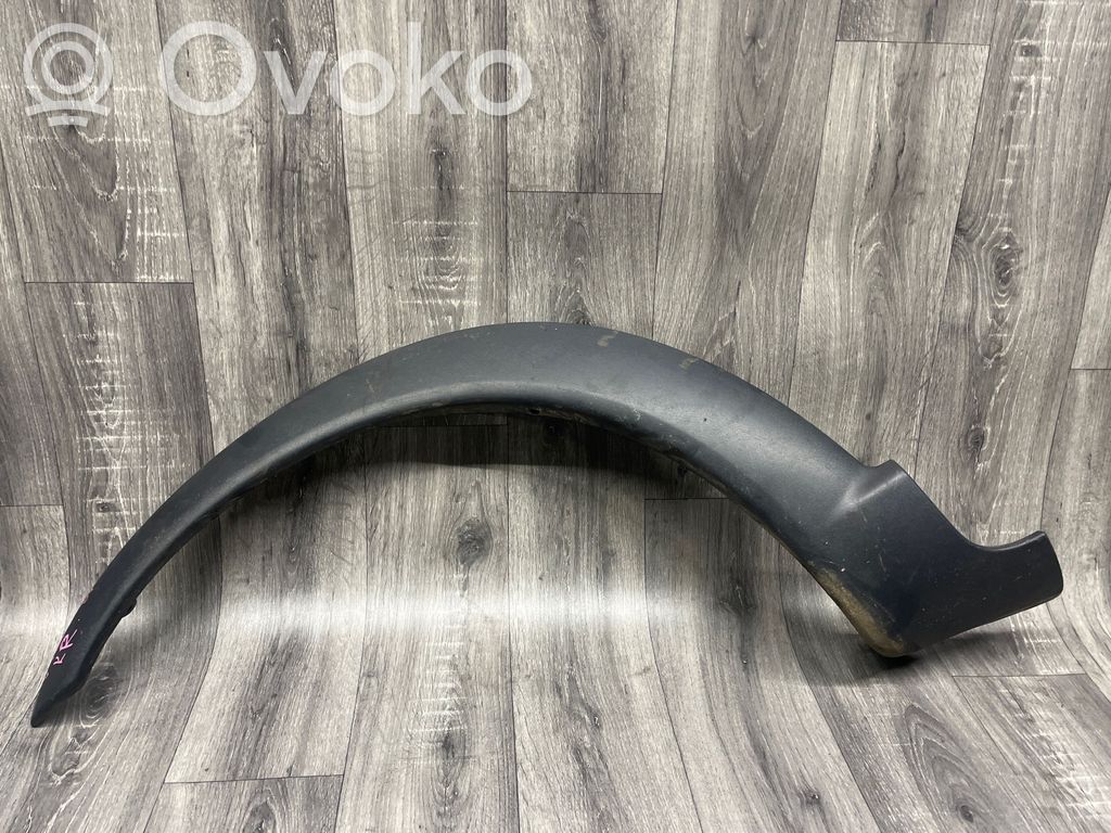 Volvo XC70 Front arch trim 