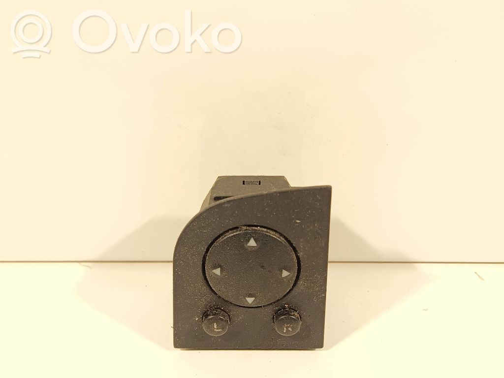 Audi 100 S4 C4 Wing mirror switch 