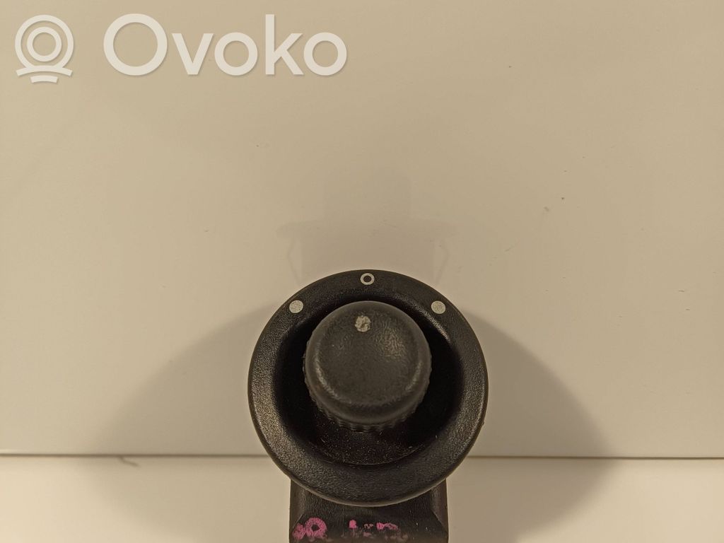 Renault Scenic I Wing mirror switch 