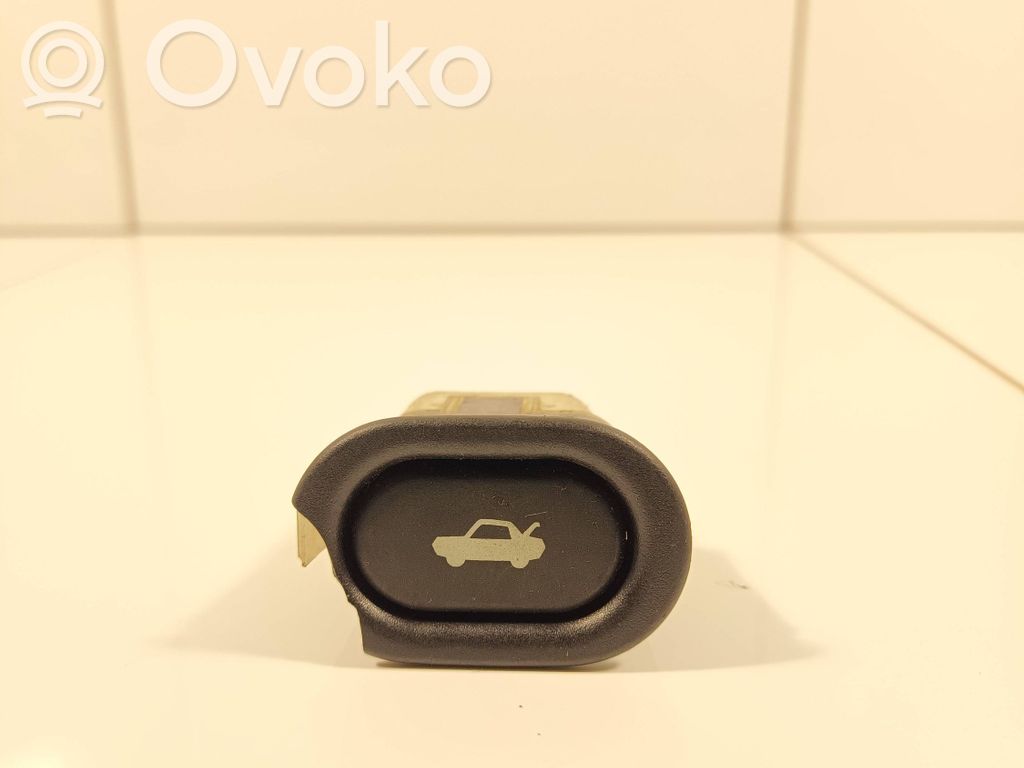 Saab 9-5 Tailgate opening switch 