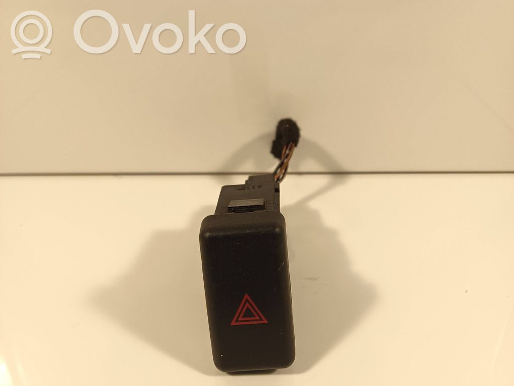 Mazda 3 I Hazard light switch 