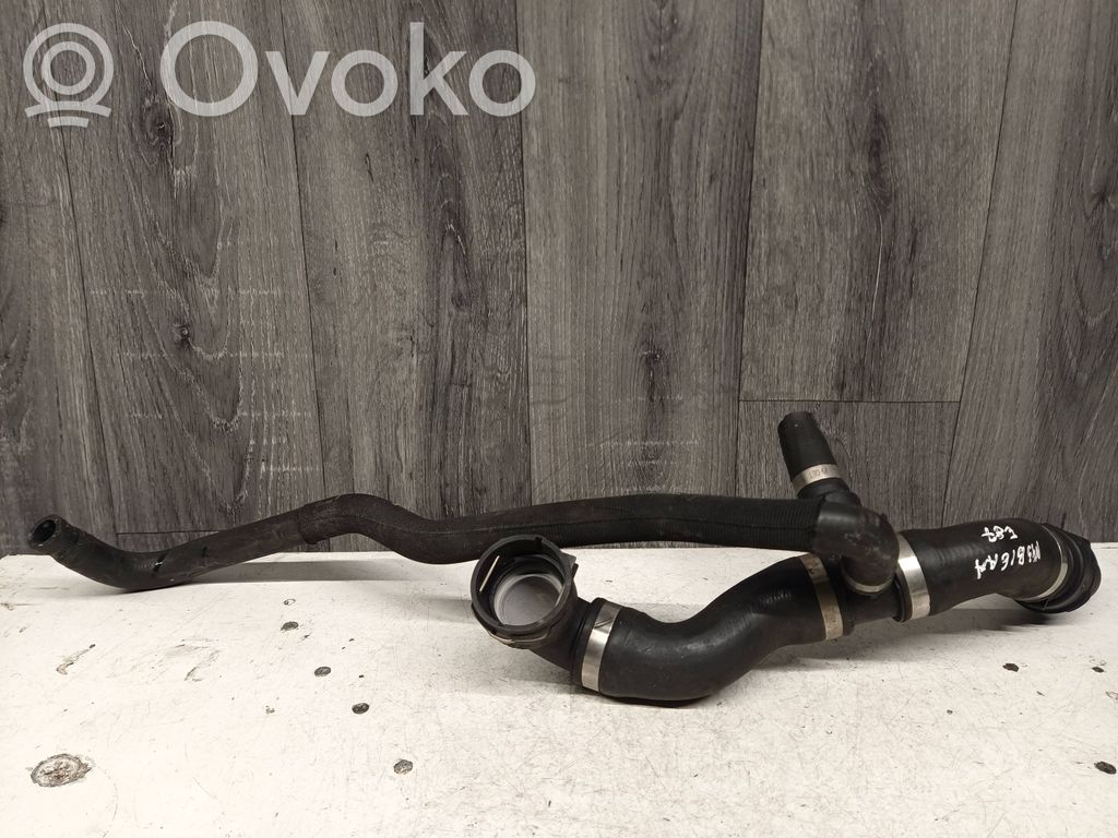 Engine coolant pipe/hose   1436374