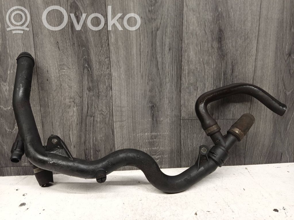 BMW 1 E81 E87 Engine coolant pipe/hose 