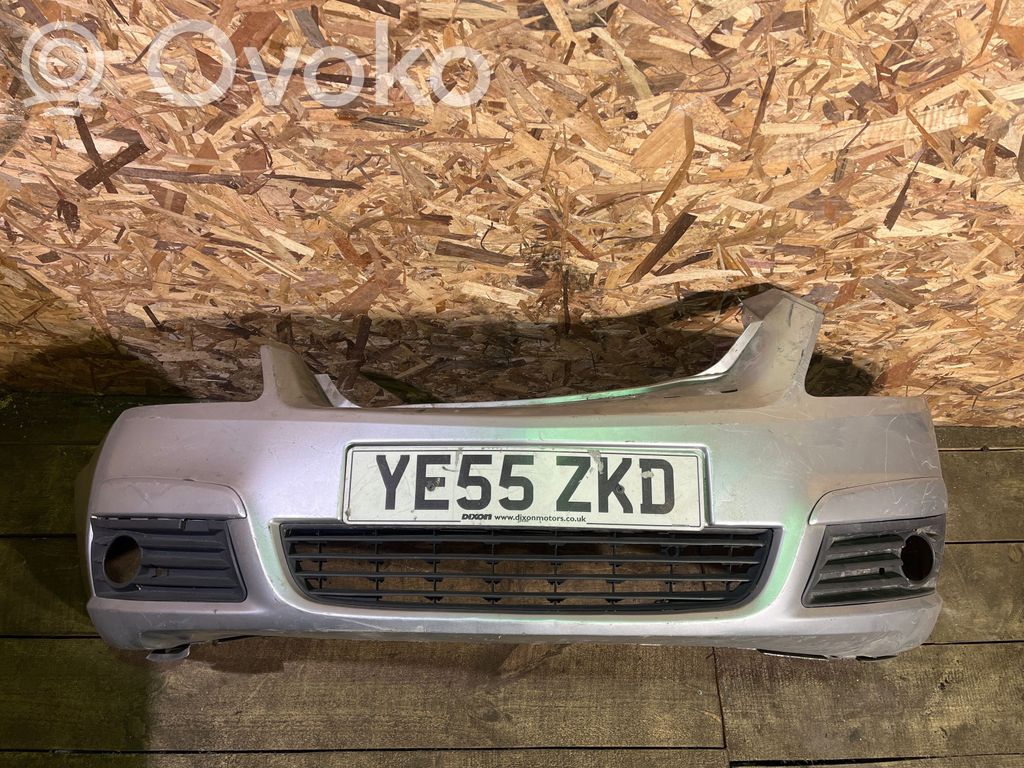 Opel Zafira B Front bumper 