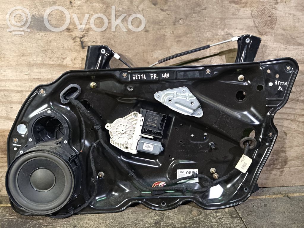 Volkswagen Jetta V Elektryczny podnośnik szyby drzwi przednich 