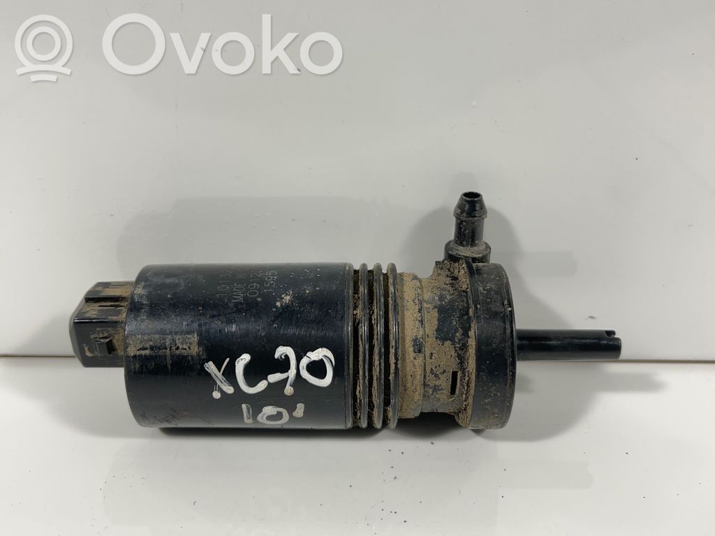 Volvo XC70 Windscreen/windshield washer pump 