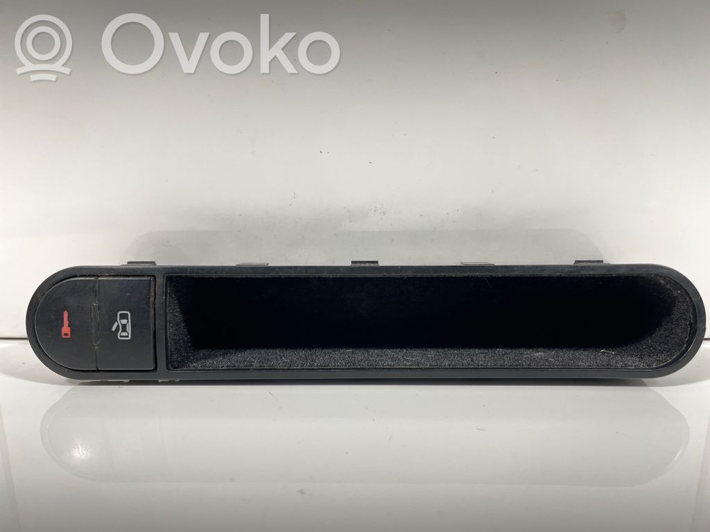Audi TT Mk1 Central locking switch button 