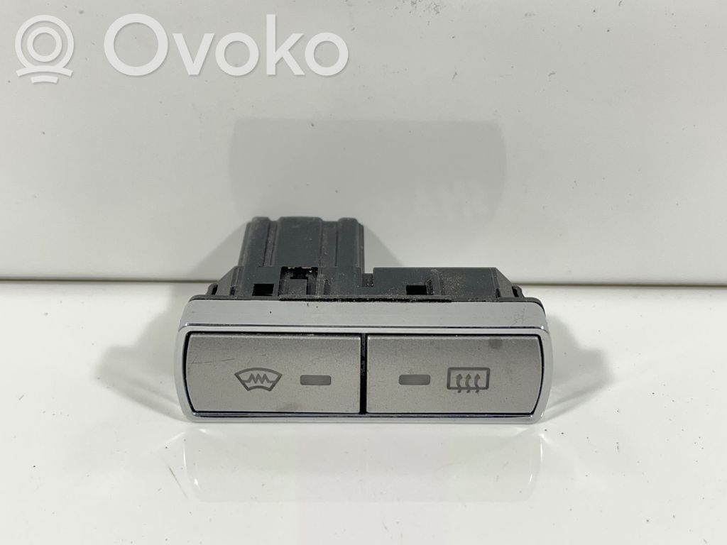 Ford S-MAX Windscreen/window heater switch 