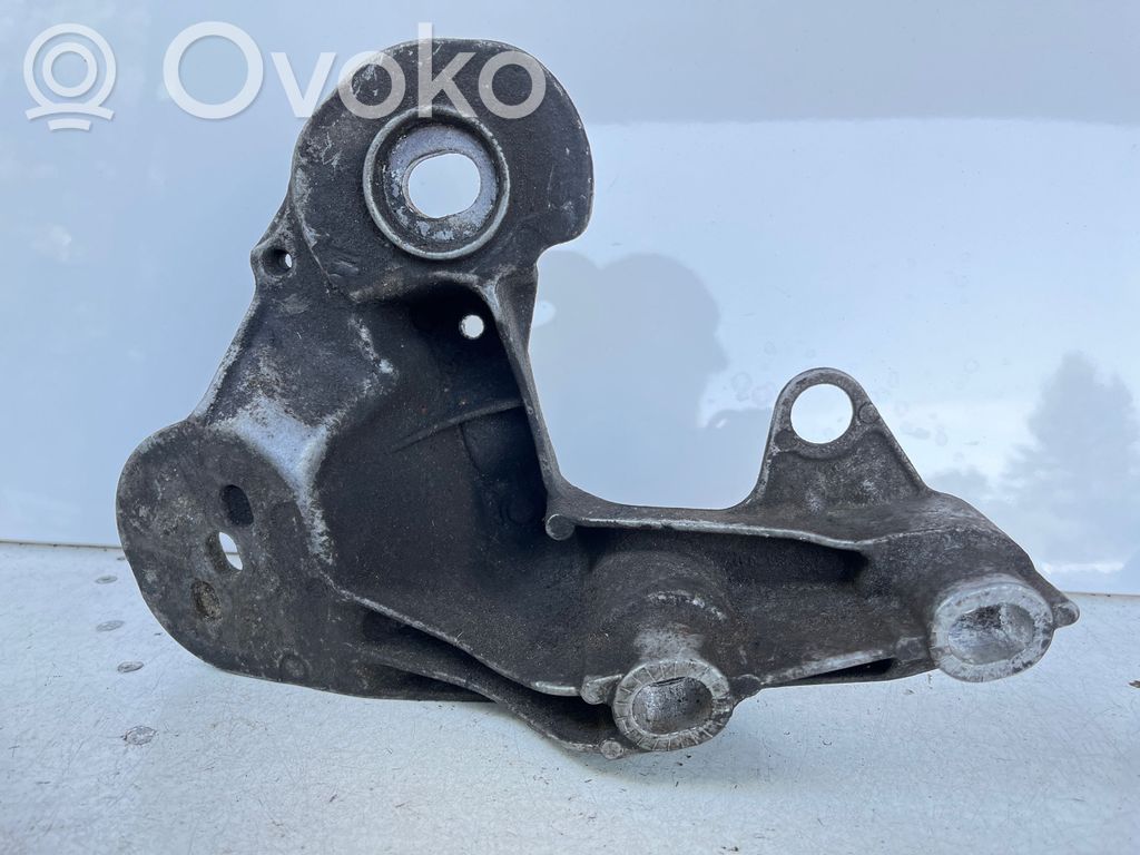 Audi A6 S6 C6 4F Engine mounting bracket 