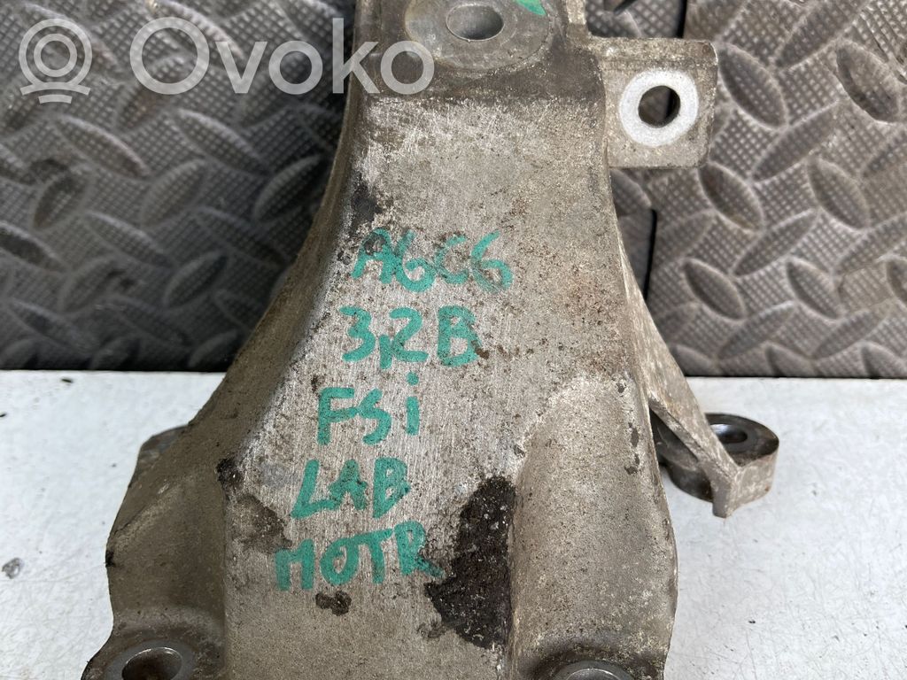 Engine mounting bracket   4F0199308N