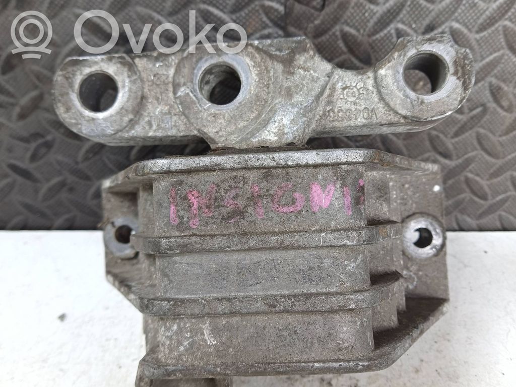 Opel Insignia A Engine mount bracket 