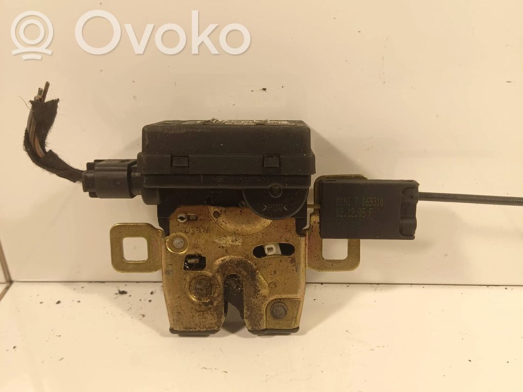 Mini One - Cooper R50 - 53 Tailgate/trunk/boot lock/catch/latch 