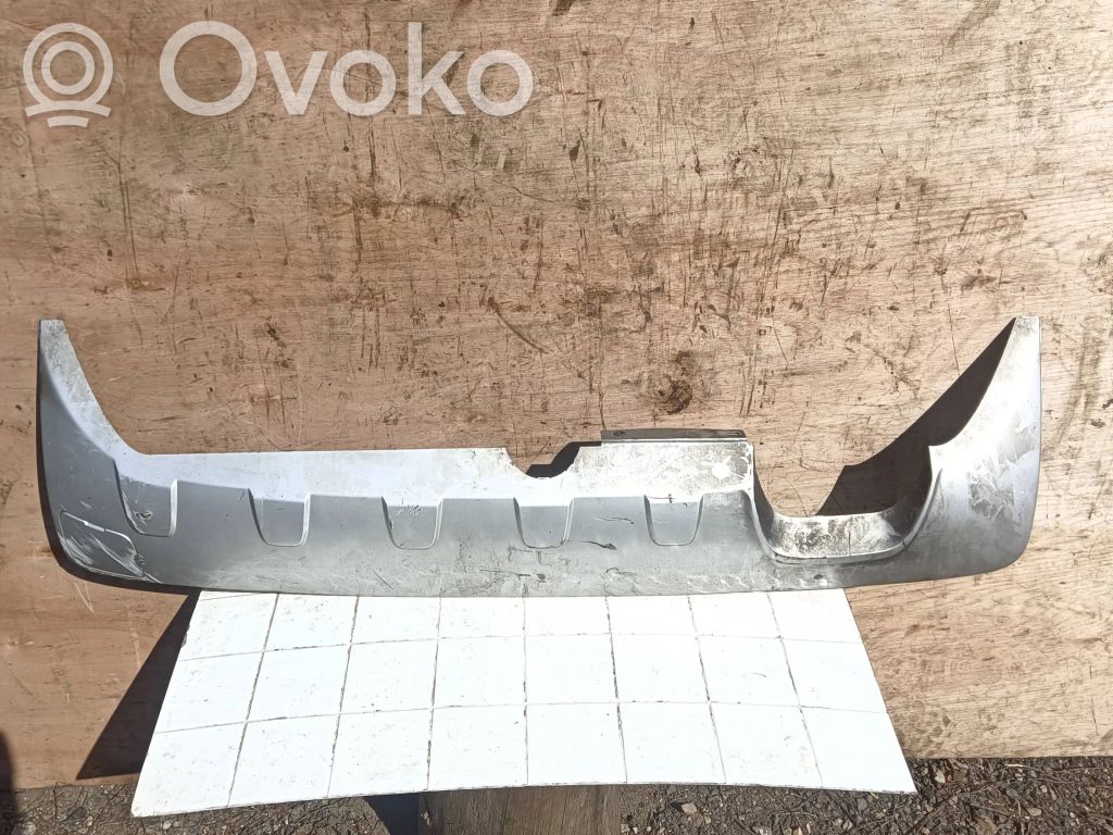 Volvo XC90 Apakšējā bampera daļa (lūpa) 