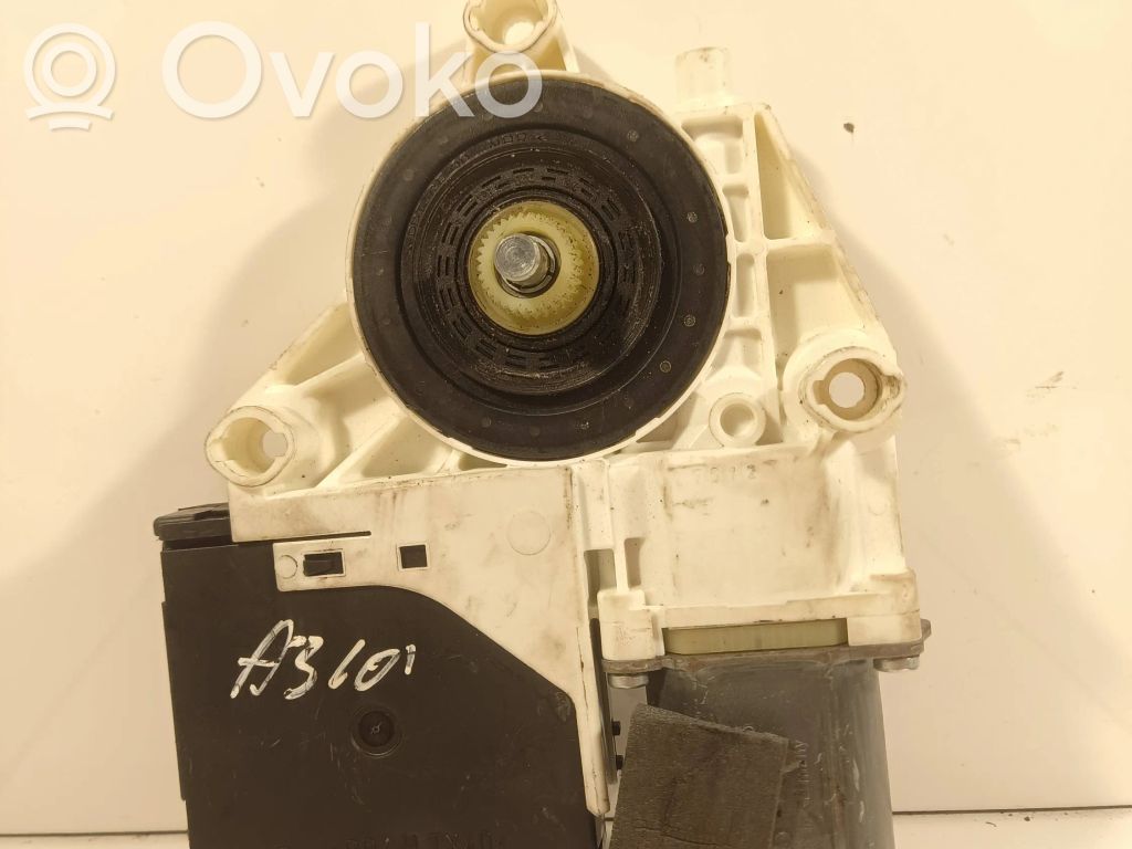 Audi A3 S3 8P Etuoven ikkunan nostomoottori 