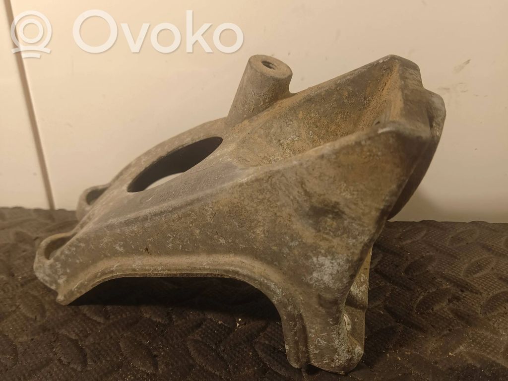 Audi A8 S8 D3 4E Gearbox mounting bracket 