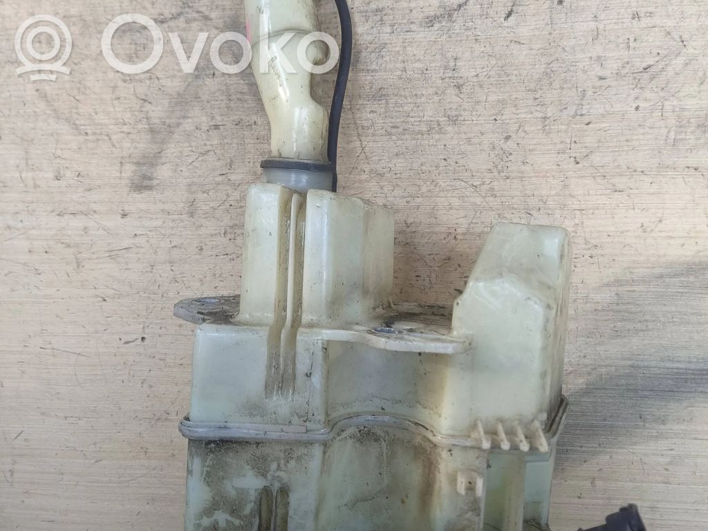Volvo XC70 Zbiornik płynu do spryskiwaczy szyby przedniej / czołowej 