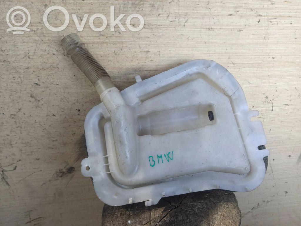 BMW 3 E46 Logu šķidruma tvertne 