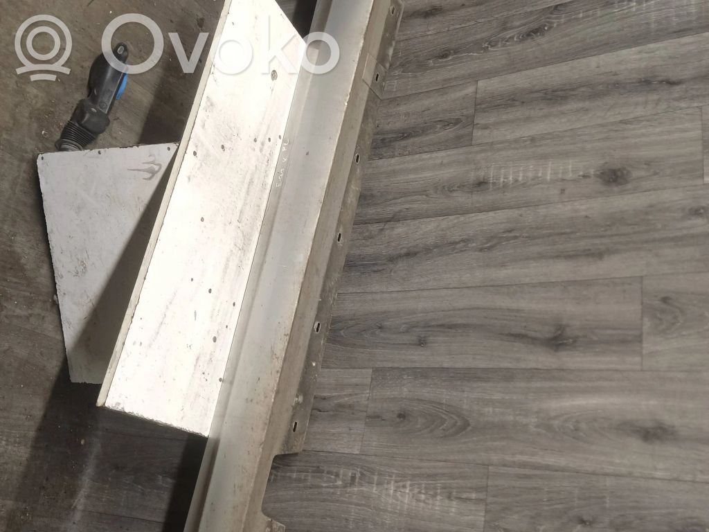 BMW 3 E90 E91 Sill 