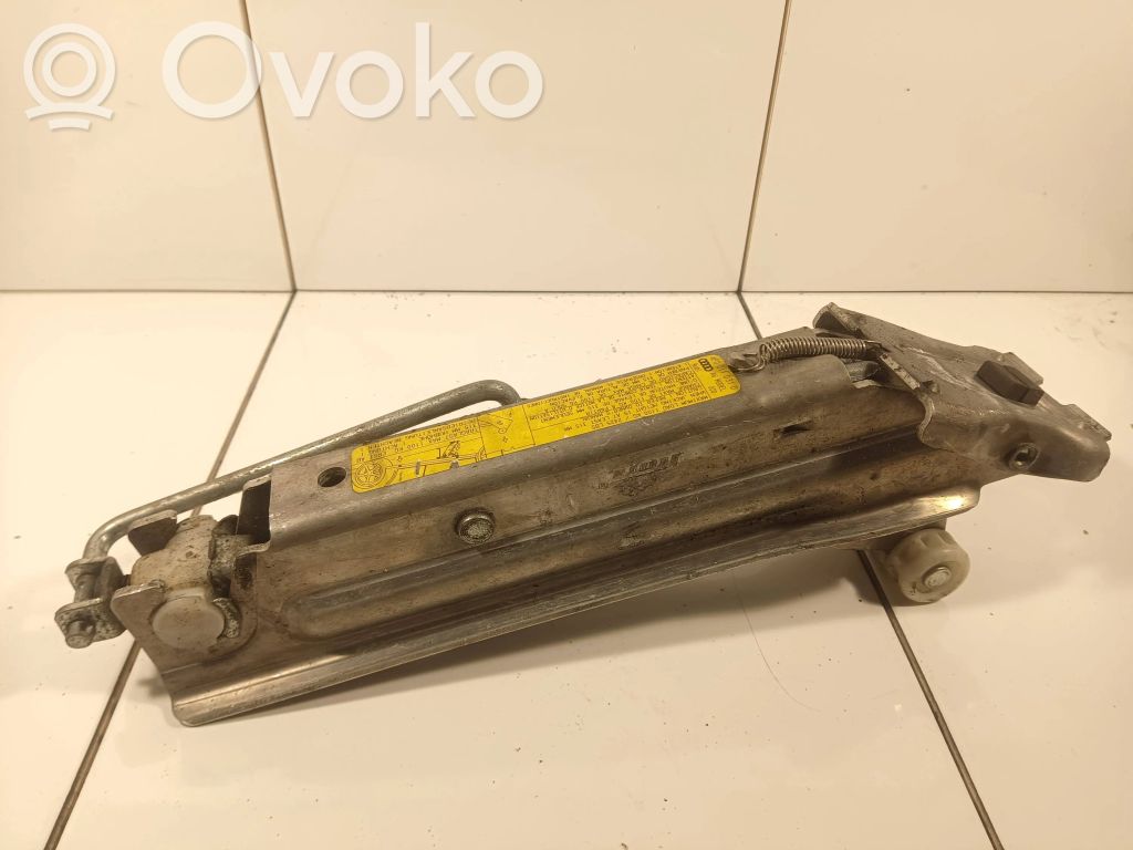 Audi A6 S6 C6 4F Gato 