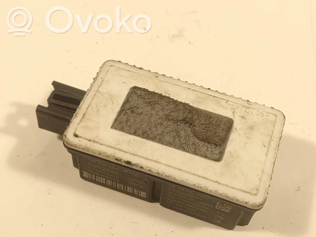 Volvo V70 Door central lock control unit/module 