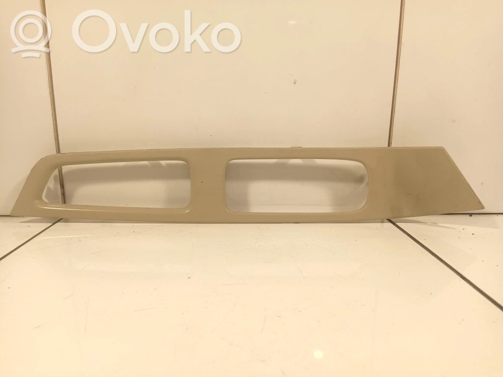 Volvo XC60 Другая деталь отделки пере́дней дверей 