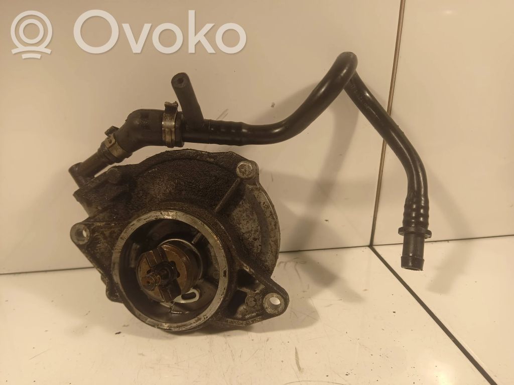 Audi A5 8T 8F Vacuum pump 