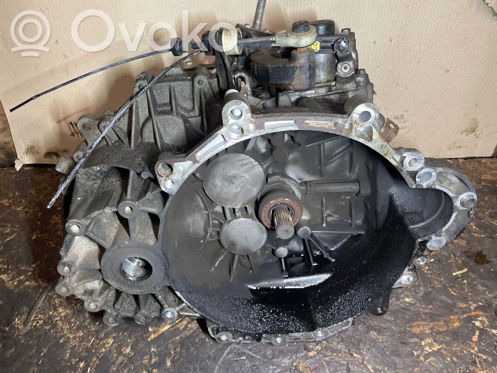 Manualna 5-biegowa skrzynia biegów   8G9R7002LC,31259389,021008123108