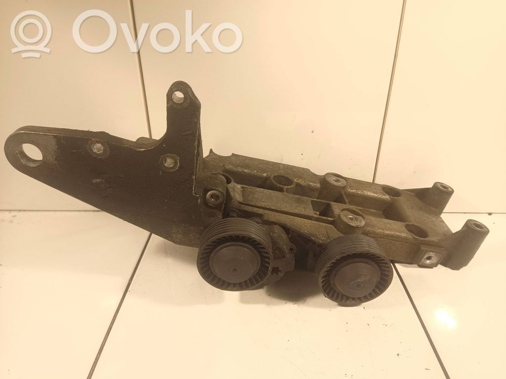 Volvo V70 Diržo įtempėjas 