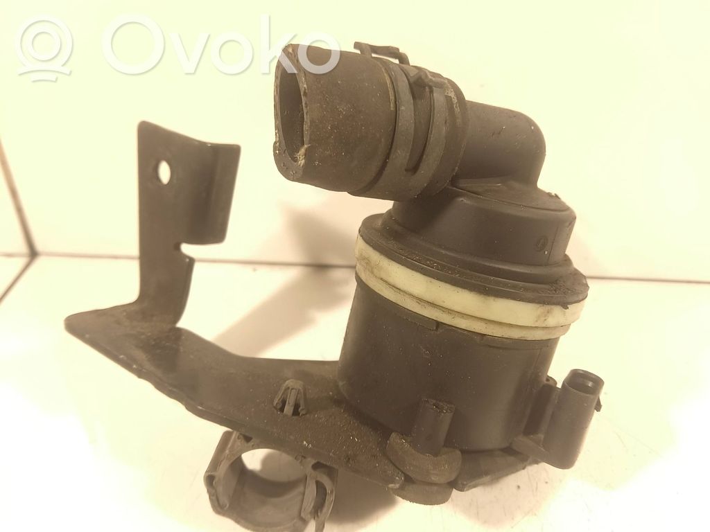 Pompa cyrkulacji / obiegu wody   03L965561A,110810,12402100402