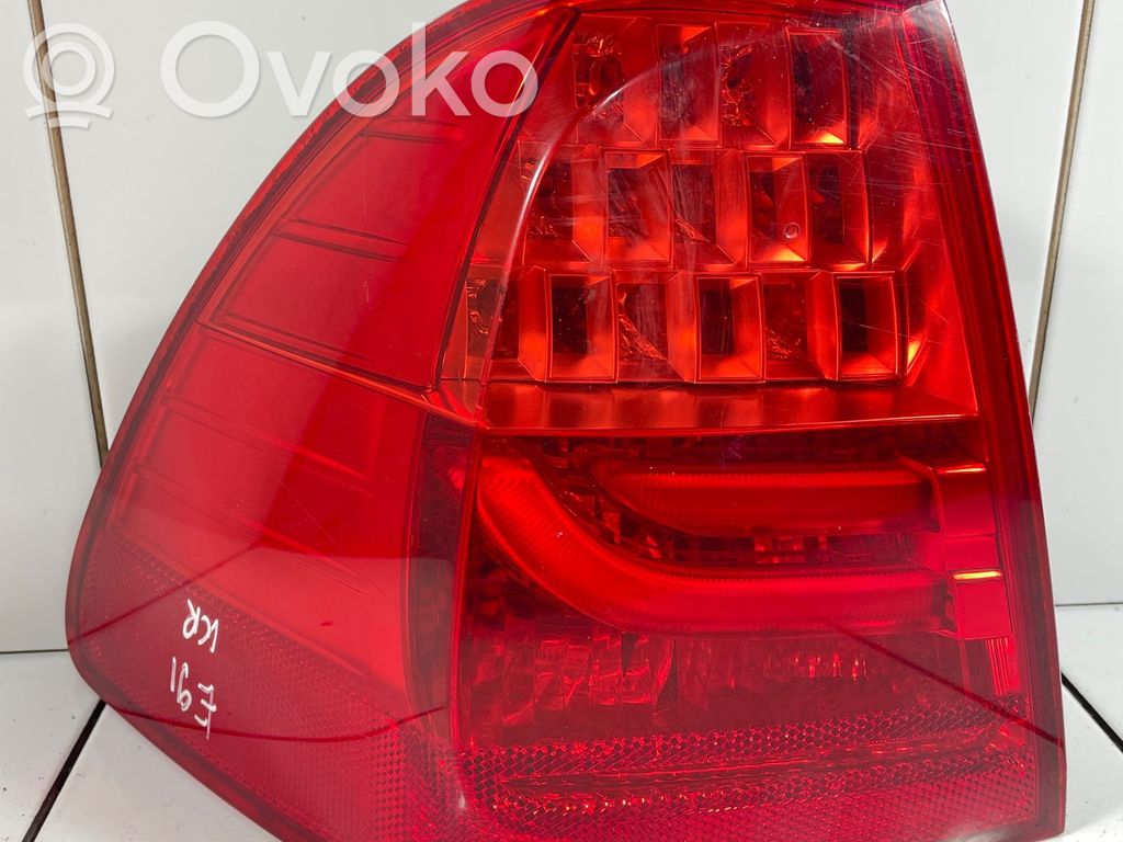 Rear/tail lights   4871737,21810105