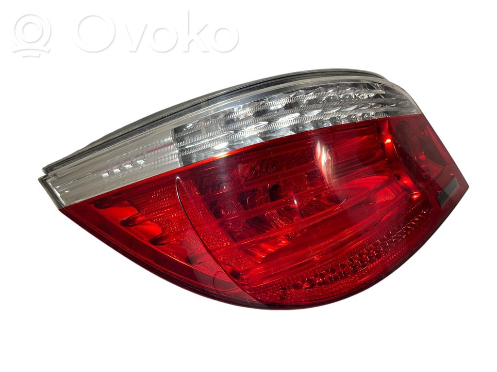 Rear/tail lights   164297,164299,195285,7361881