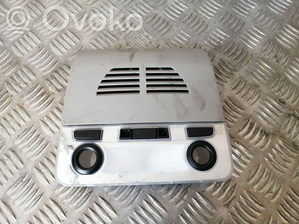 BMW 1 E81 E87 Takaistuimen valo 