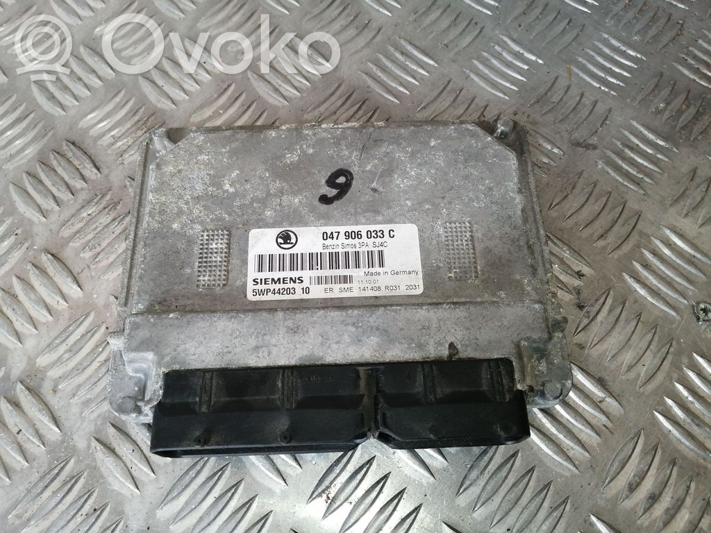 Engine control unit/module   047906033C,5WP44203