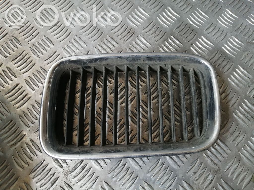 BMW 3 E36 Front grill 