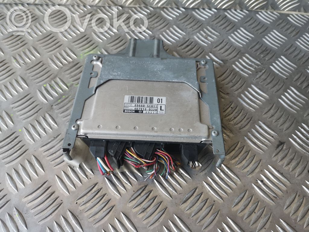 Toyota Yaris Engine control unit/module 