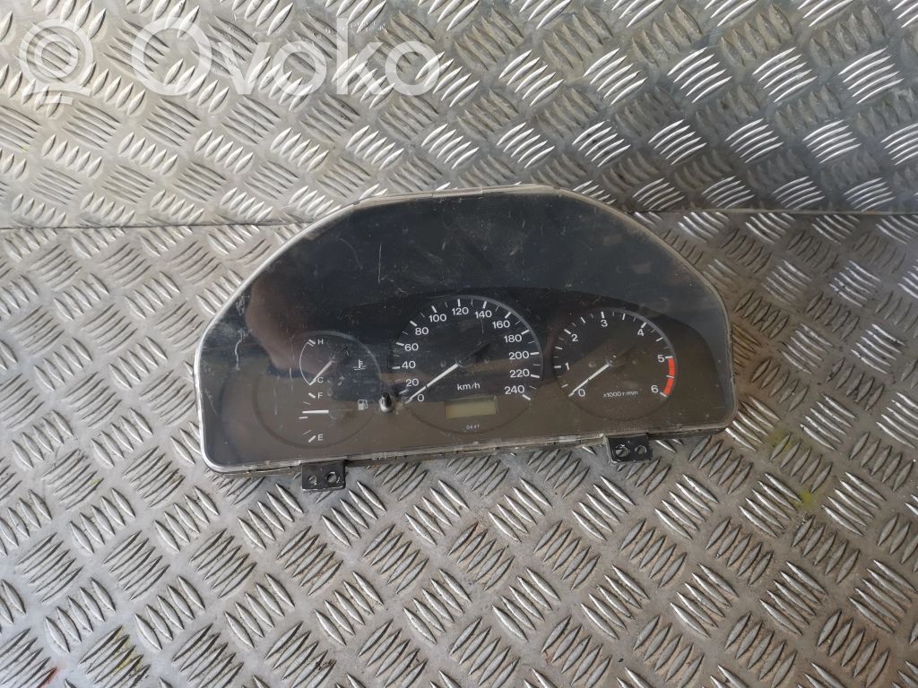 Mazda 626 Speedometer (instrument cluster) 