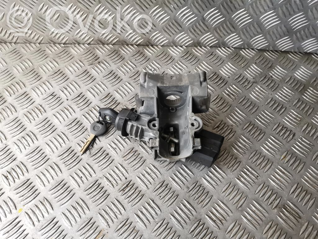 BMW X5 E53 Užvedimo spynelė 