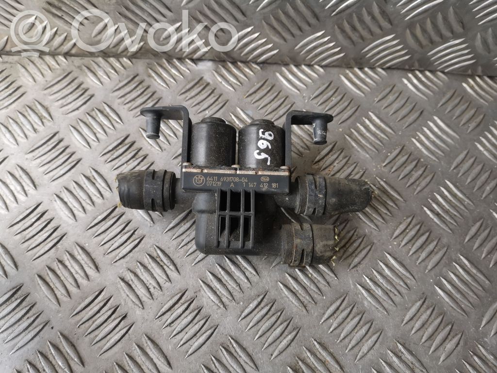 BMW 5 E60 E61 Apsildes radiatora vārsts (-i) 