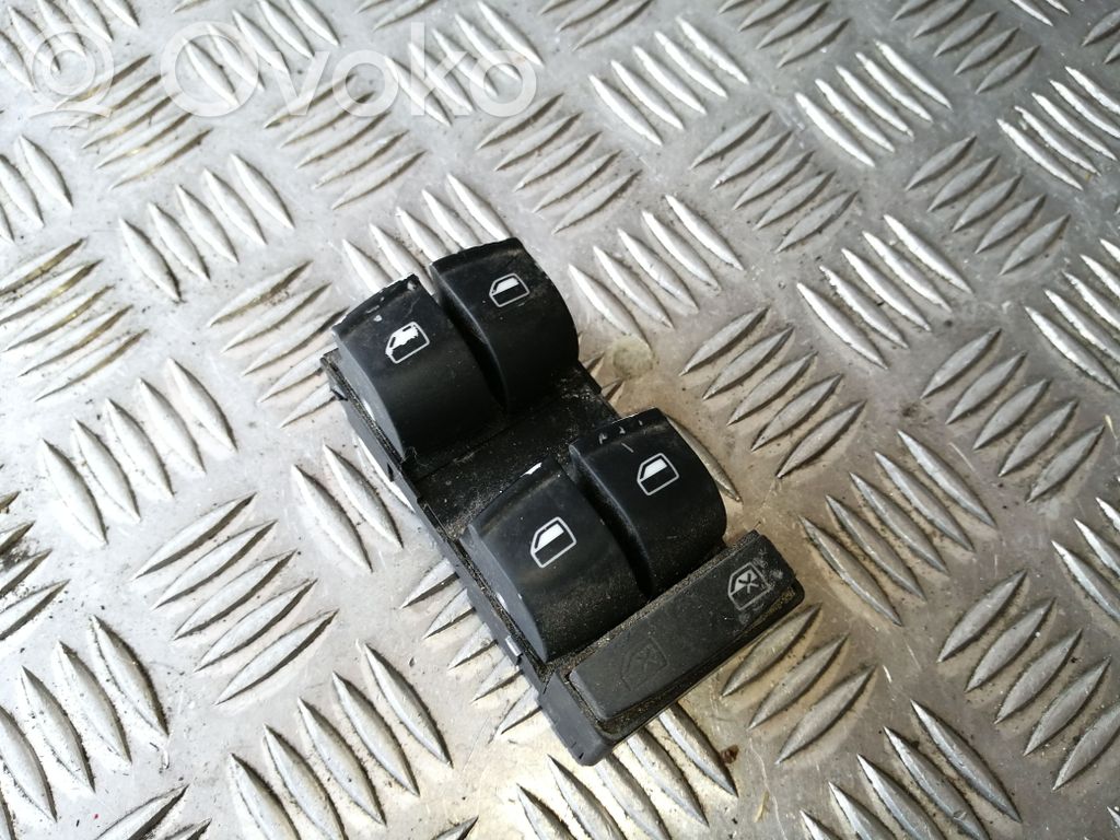 Electric window control switch   4E0959851B