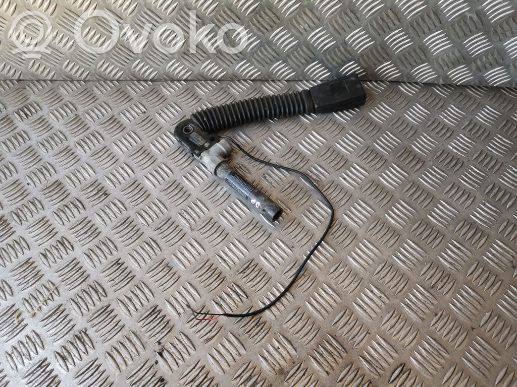 BMW 5 E60 E61 Front seatbelt buckle 