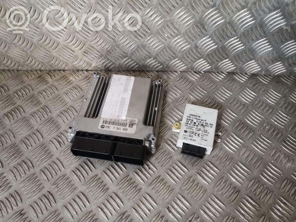 BMW 3 E46 Engine control unit/module 