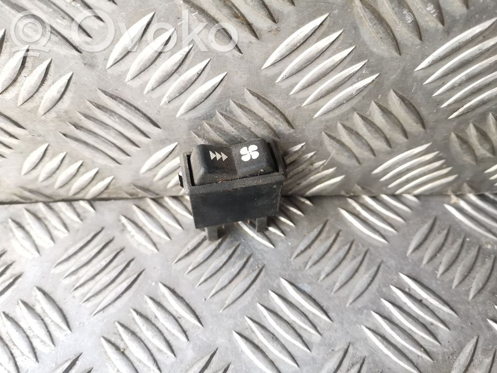 Ford Fiesta Interior fan control switch 